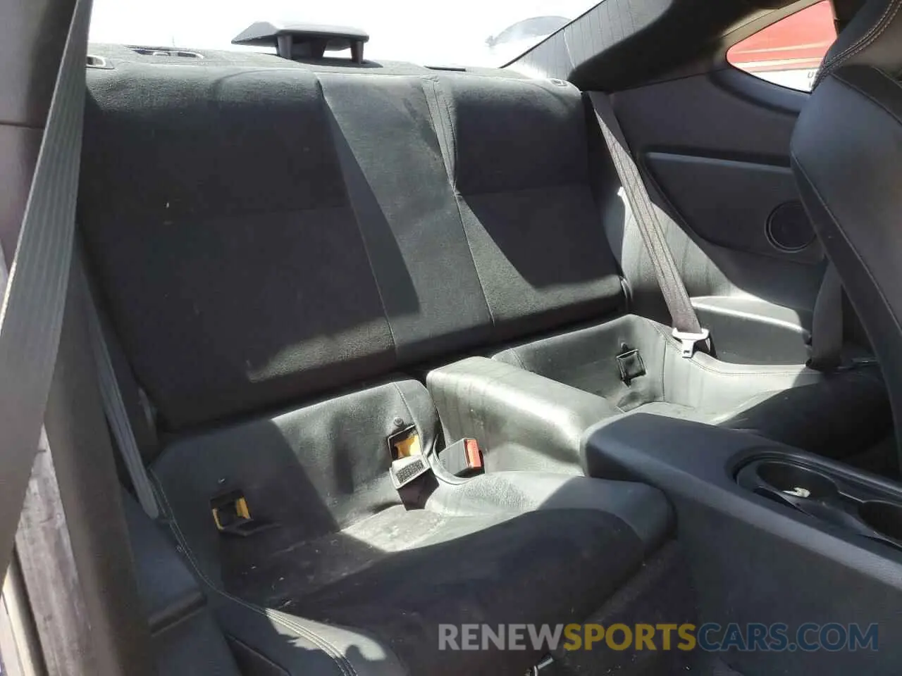 10 Photograph of a damaged car JF1ZNAE19L8753117 TOYOTA 86 2020