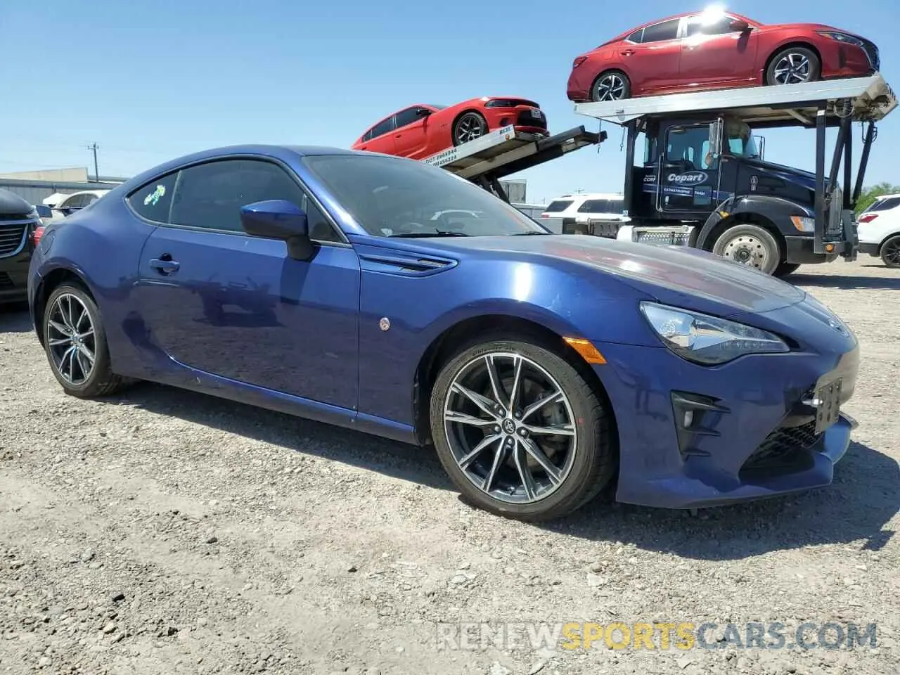 4 Photograph of a damaged car JF1ZNAE19L8753117 TOYOTA 86 2020