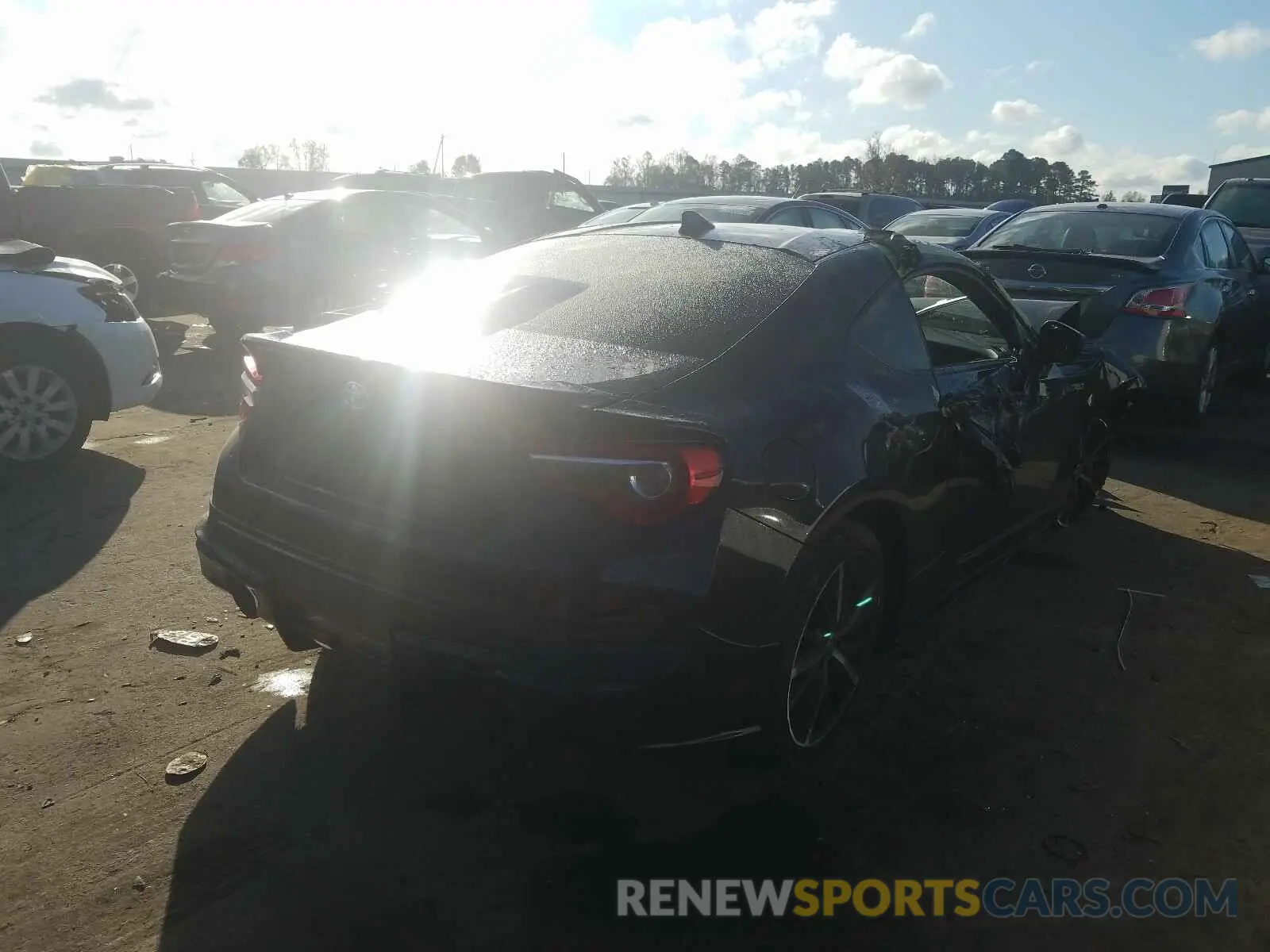 4 Фотография поврежденного автомобиля JF1ZNAE12K9700932 TOYOTA 86 GT 2019