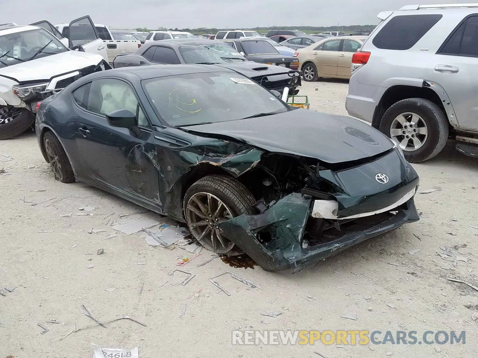 1 Фотография поврежденного автомобиля JF1ZNAE10L8750235 TOYOTA 86 GT 2020