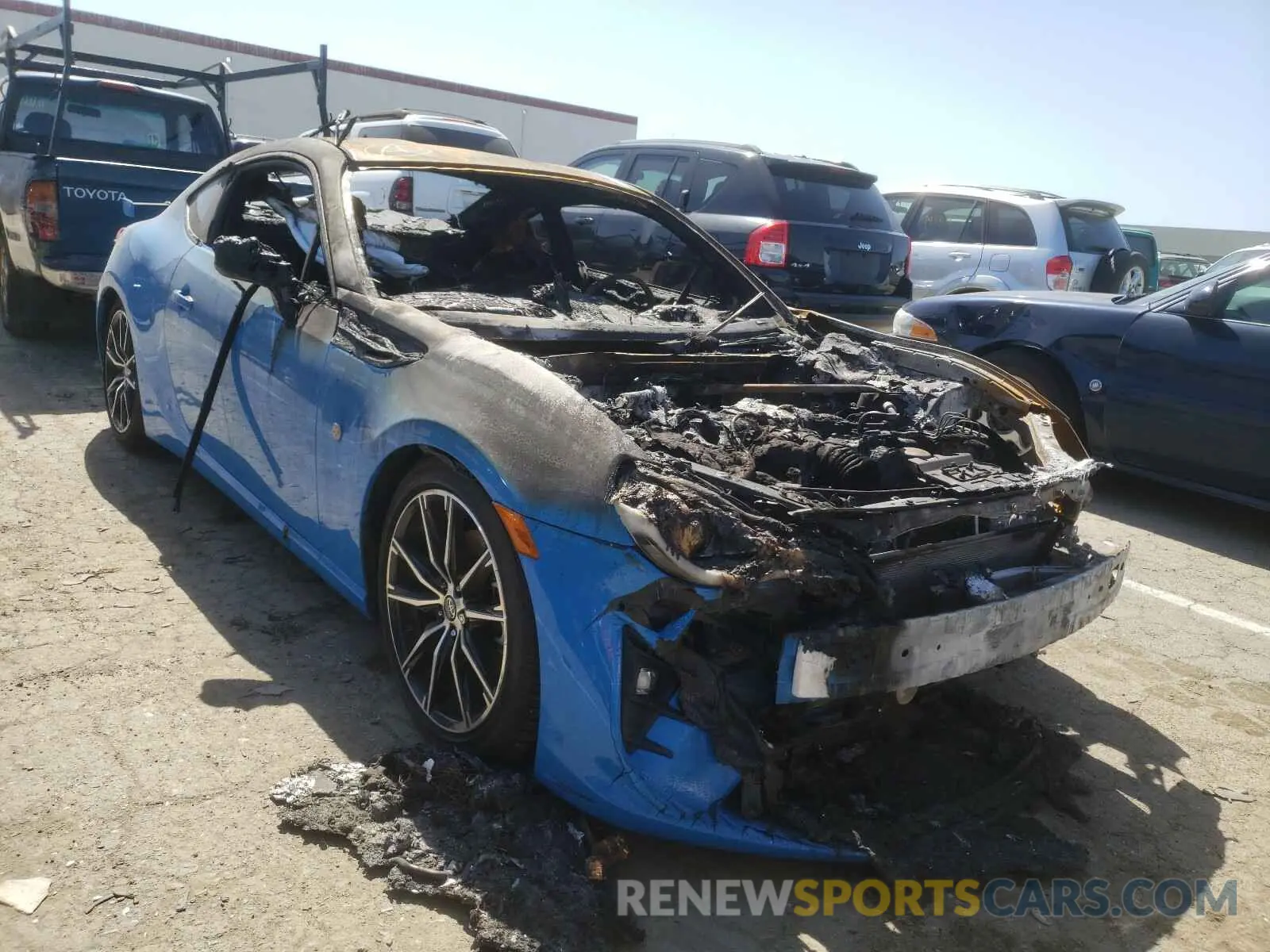 1 Фотография поврежденного автомобиля JF1ZNAE12L8752522 TOYOTA 86 GT 2020