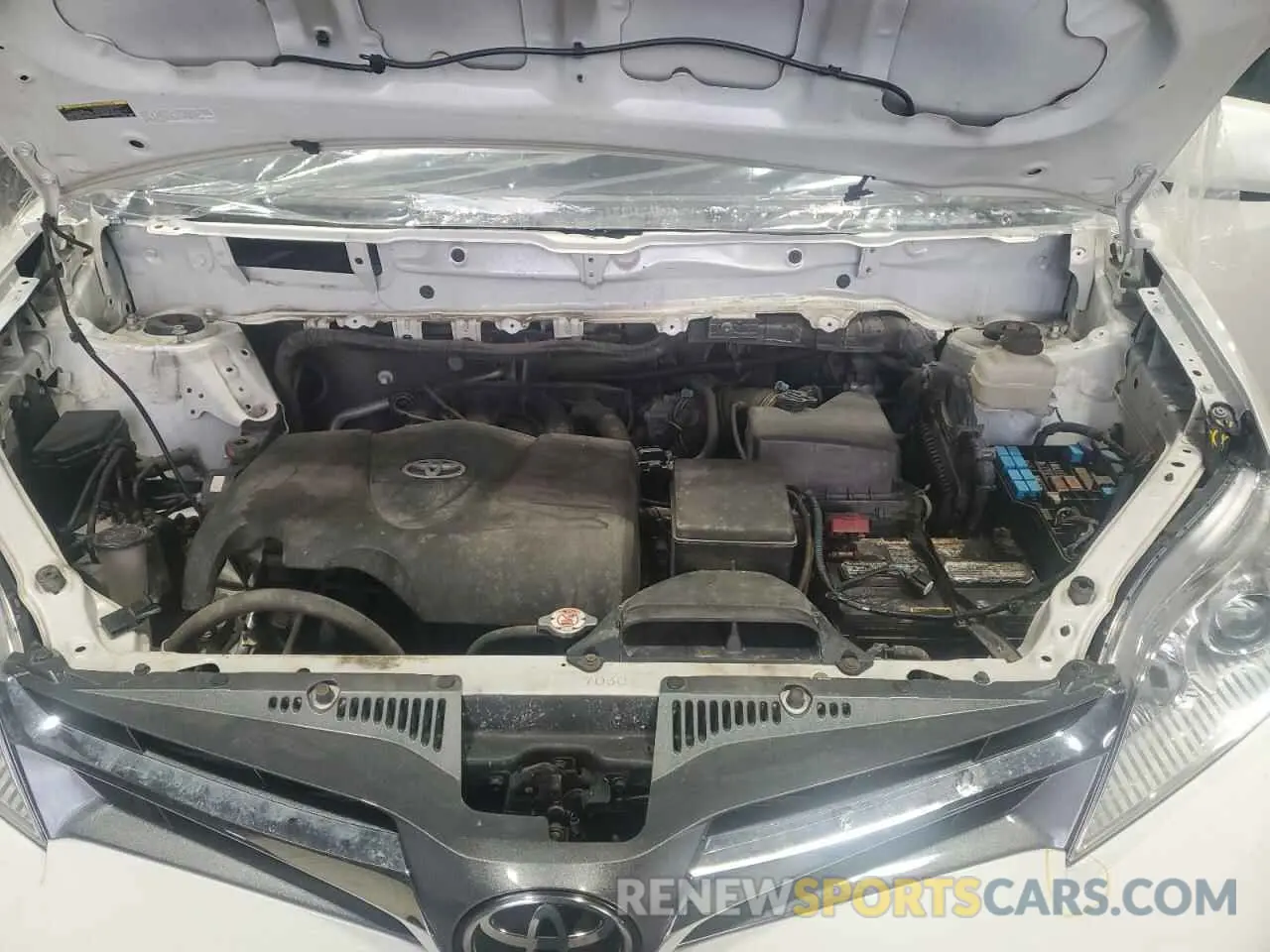 12 Photograph of a damaged car 5TDDZ3DC0KS217173 TOYOTA All Models 2019