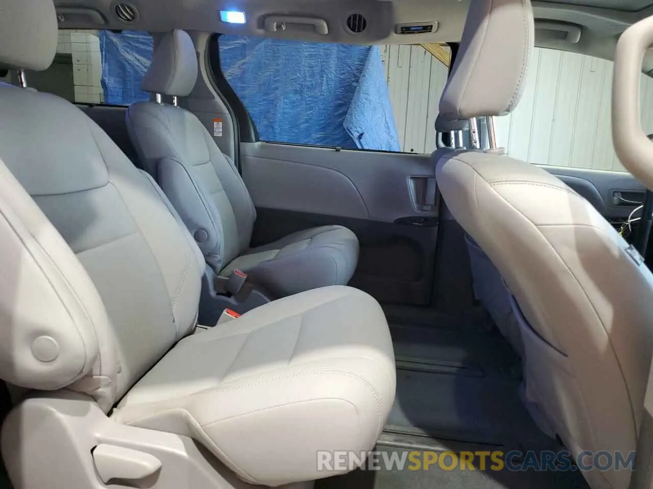 11 Фотография поврежденного автомобиля 5TDDZ3DC4KS221470 TOYOTA All Models 2019