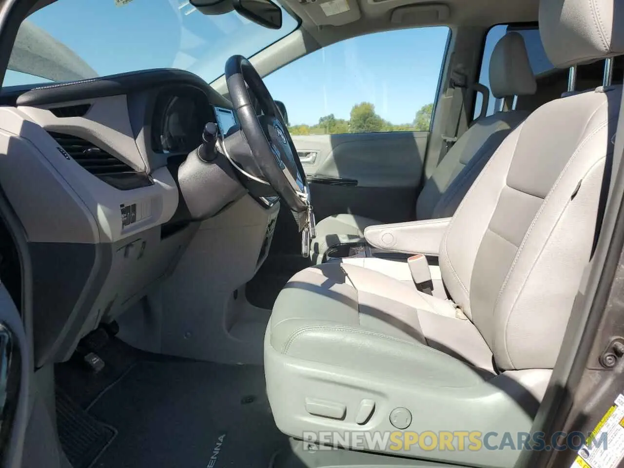 7 Фотография поврежденного автомобиля 5TDDZ3DC8KS215882 TOYOTA All Models 2019