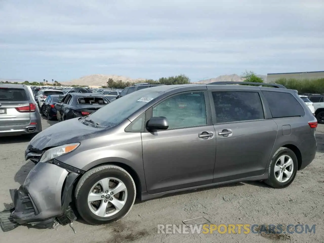 1 Photograph of a damaged car 5TDKZ3DC0KS970516 TOYOTA All Models 2019