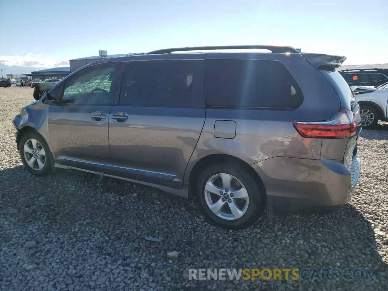 2 Photograph of a damaged car 5TDKZ3DC1KS003901 TOYOTA All Models 2019