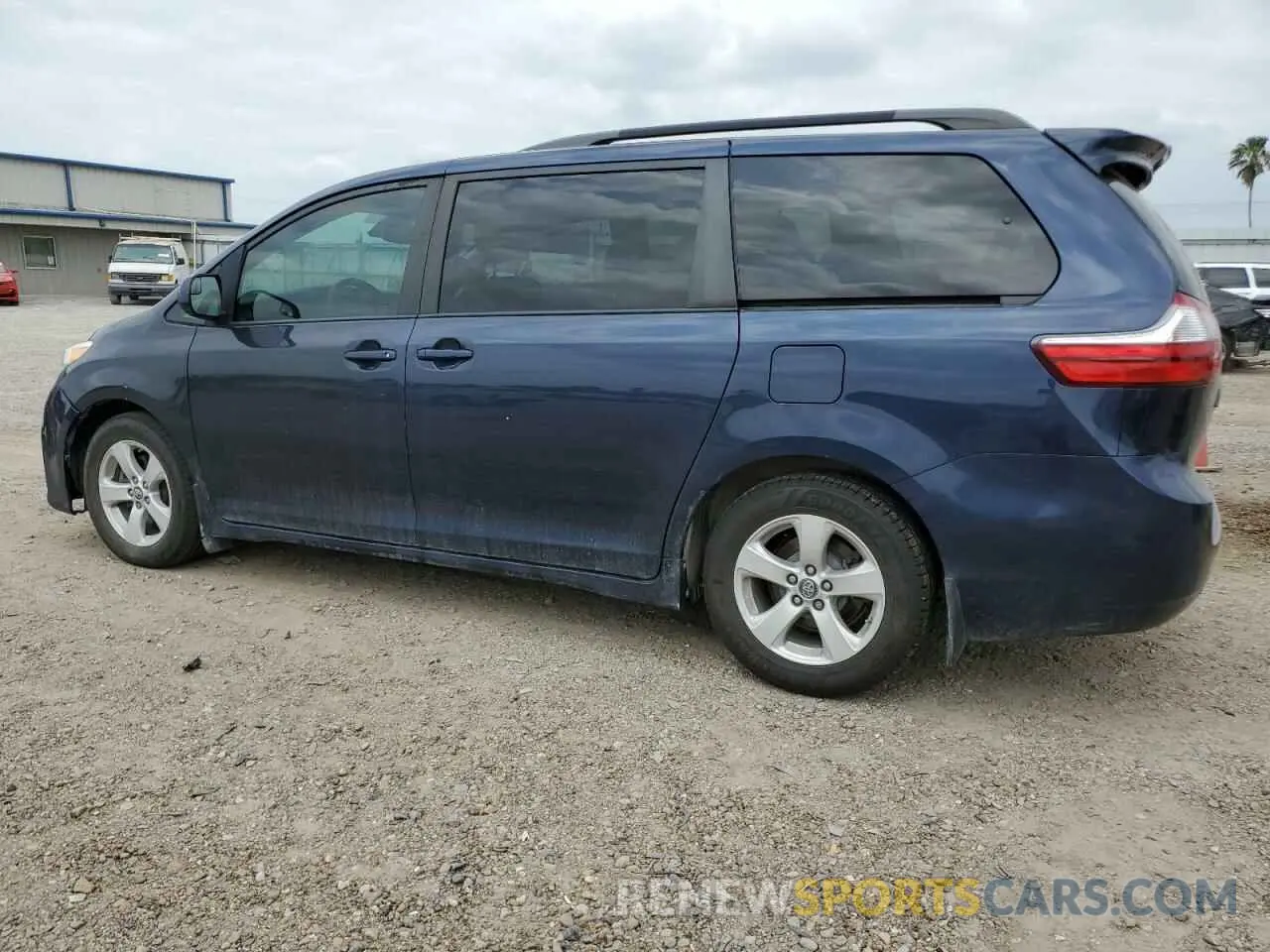 2 Photograph of a damaged car 5TDKZ3DC1KS008614 TOYOTA All Models 2019