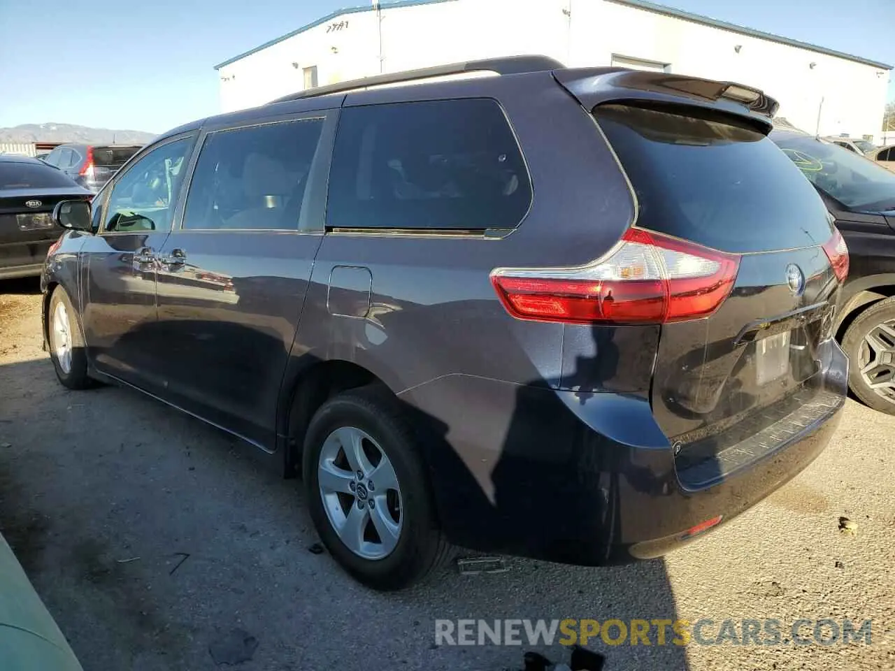 2 Photograph of a damaged car 5TDKZ3DC3KS983311 TOYOTA All Models 2019