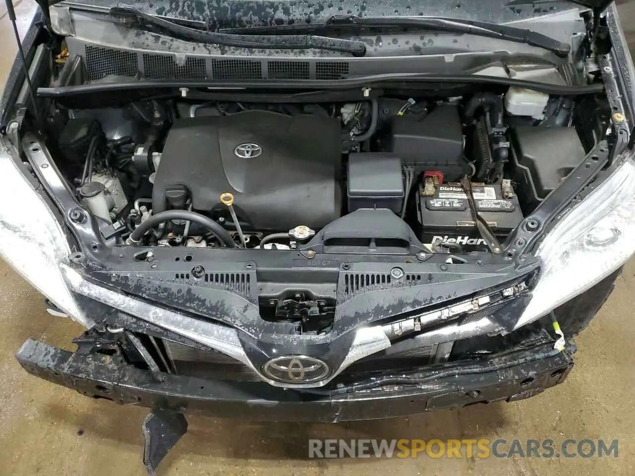 11 Photograph of a damaged car 5TDKZ3DC3KS990873 TOYOTA All Models 2019