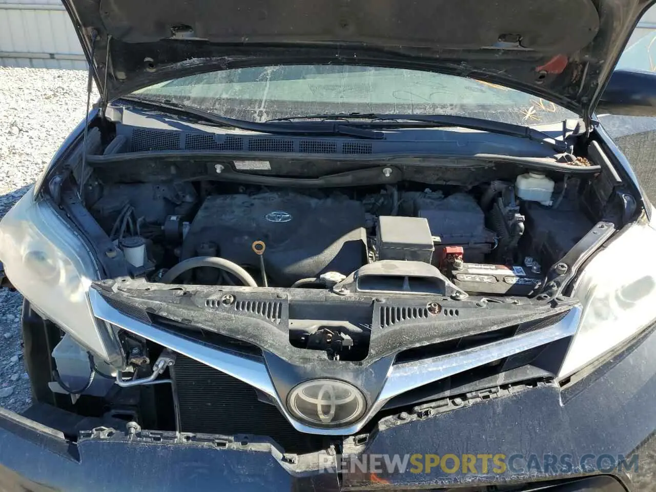 13 Photograph of a damaged car 5TDKZ3DC7KS996997 TOYOTA All Models 2019