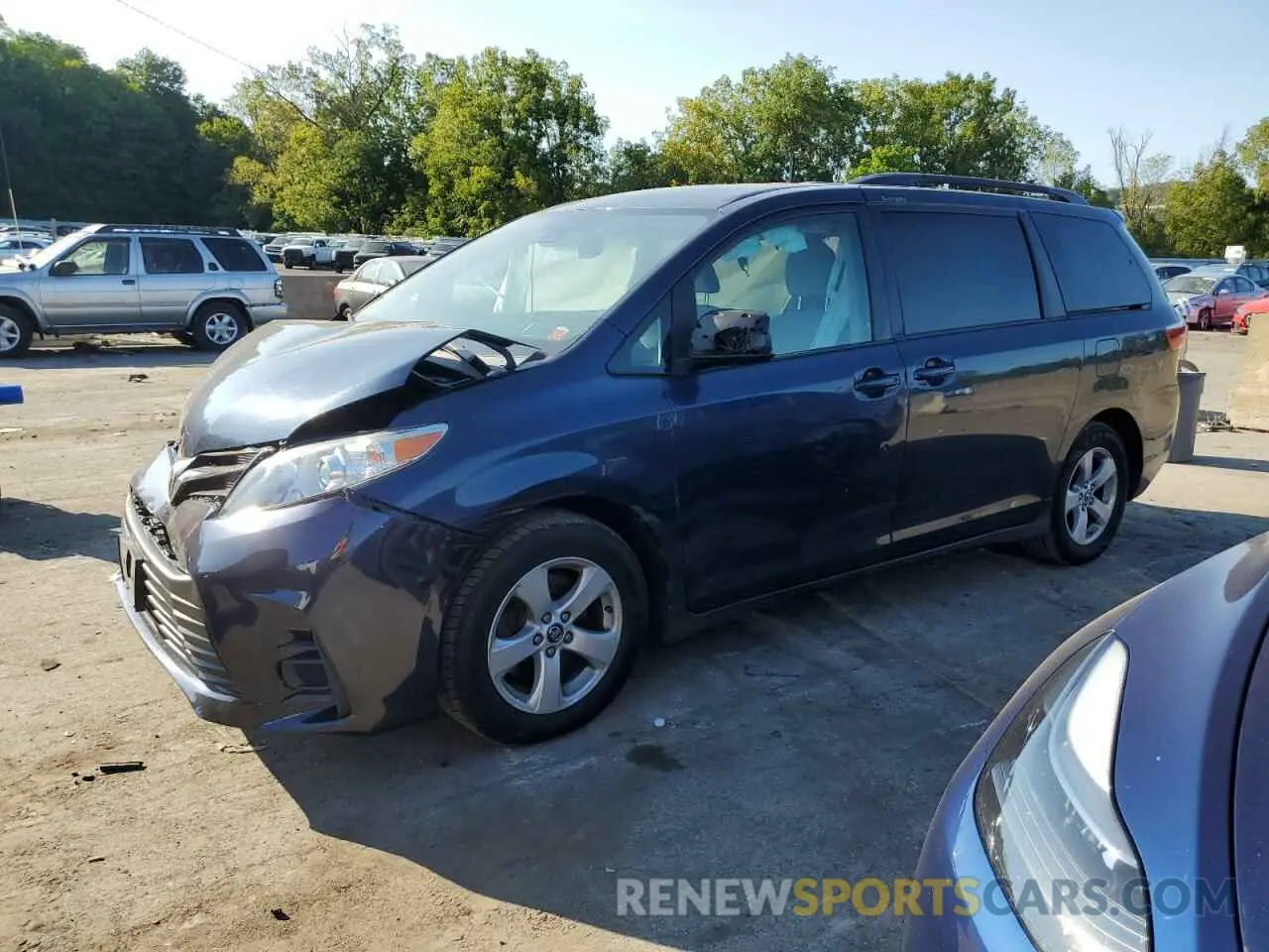 1 Photograph of a damaged car 5TDKZ3DC8KS019237 TOYOTA All Models 2019