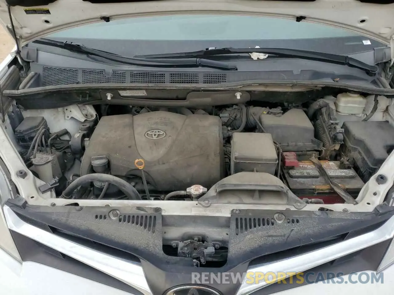 11 Photograph of a damaged car 5TDKZ3DC9KS977464 TOYOTA All Models 2019