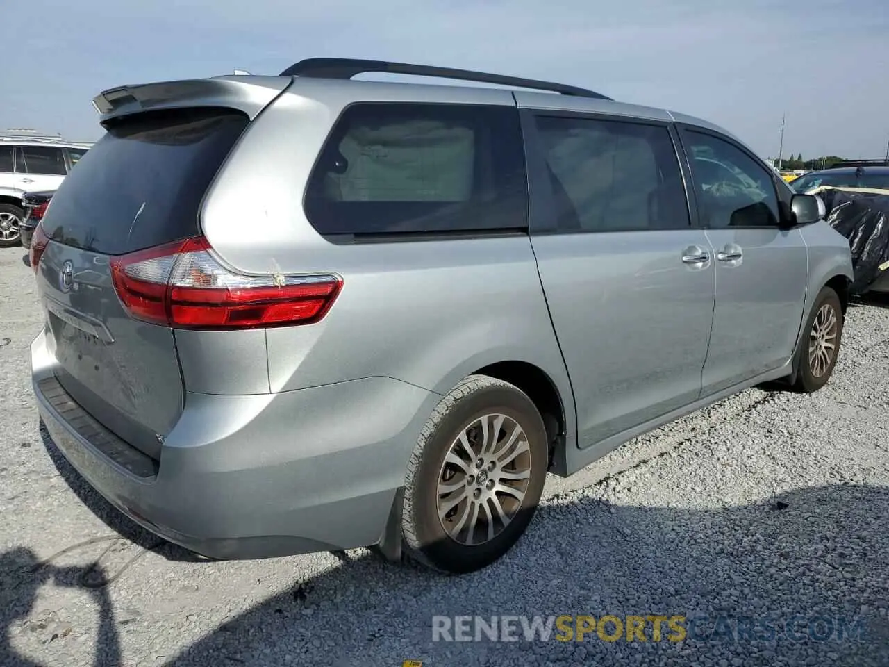 3 Фотография поврежденного автомобиля 5TDYZ3DC1KS004539 TOYOTA All Models 2019