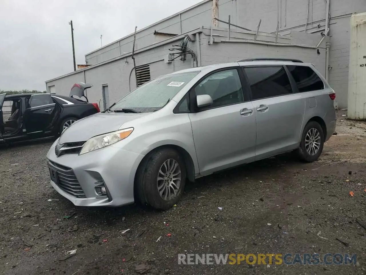 1 Photograph of a damaged car 5TDYZ3DC1KS969465 TOYOTA All Models 2019