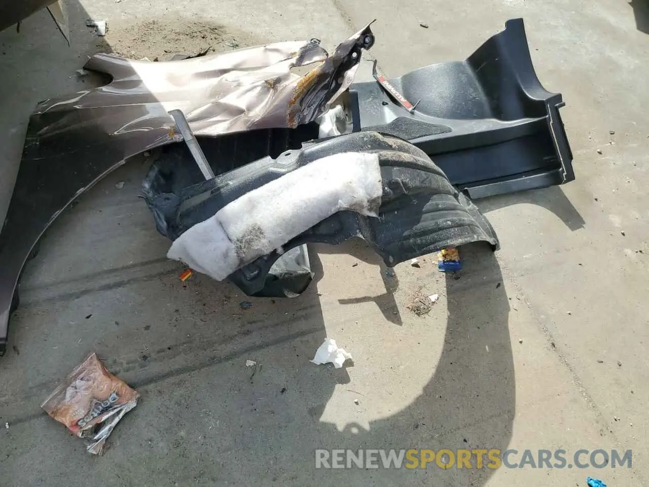 13 Photograph of a damaged car 5TDYZ3DC5KS993381 TOYOTA All Models 2019