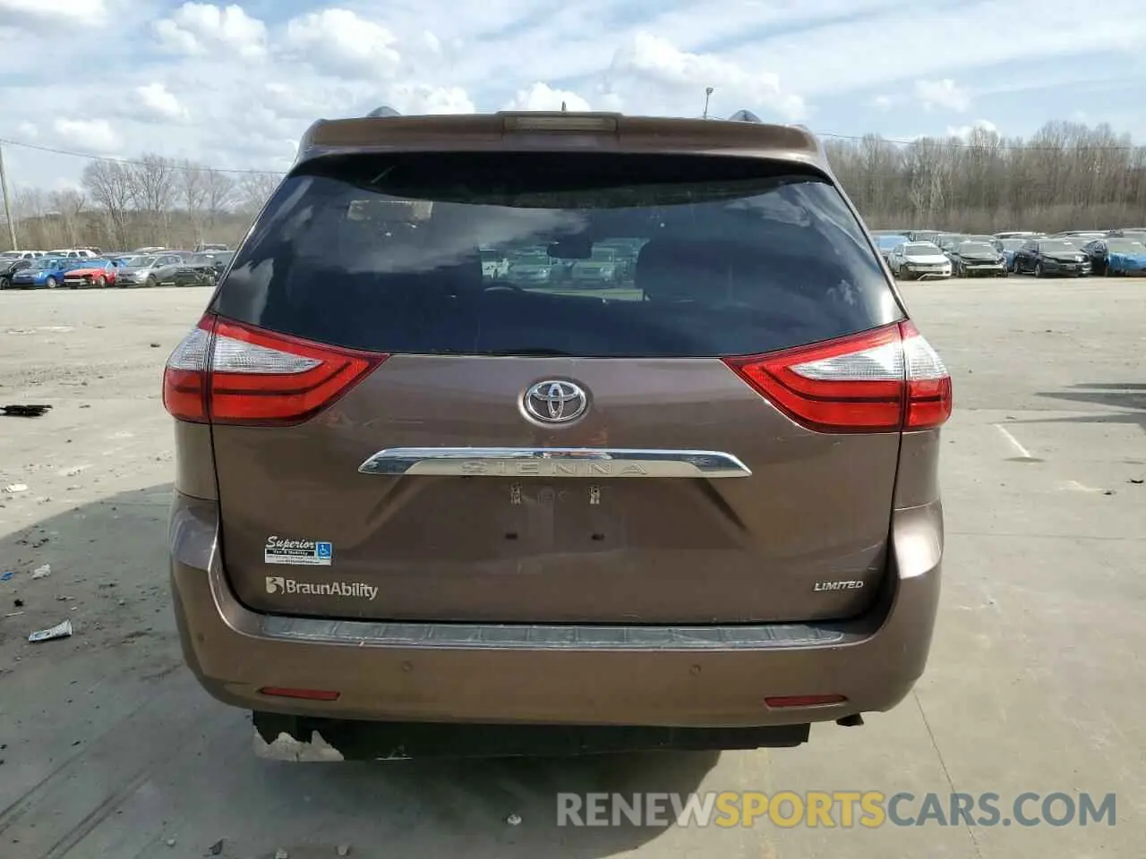 6 Photograph of a damaged car 5TDYZ3DC5KS993381 TOYOTA All Models 2019