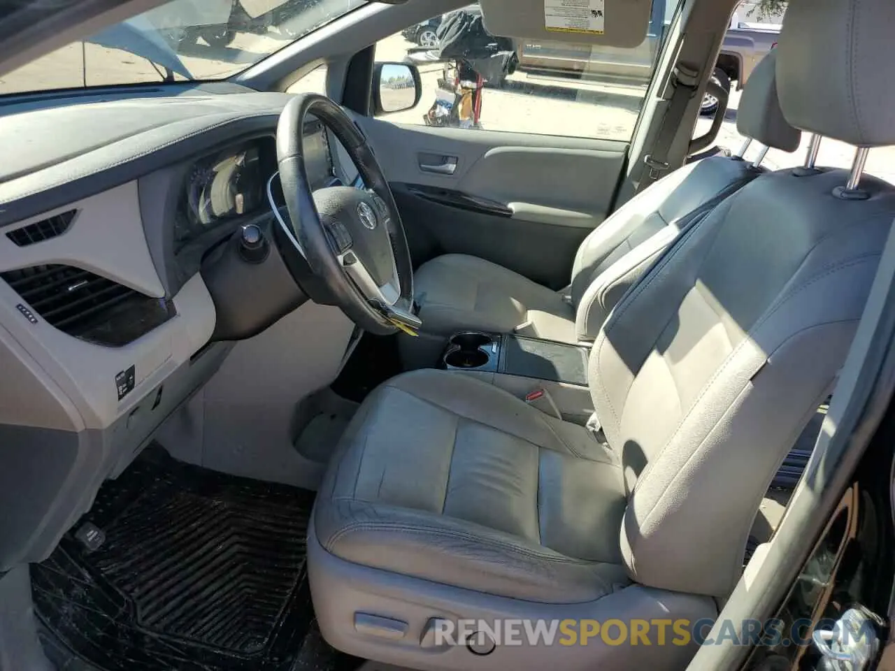 7 Фотография поврежденного автомобиля 5TDYZ3DC6KS971793 TOYOTA All Models 2019
