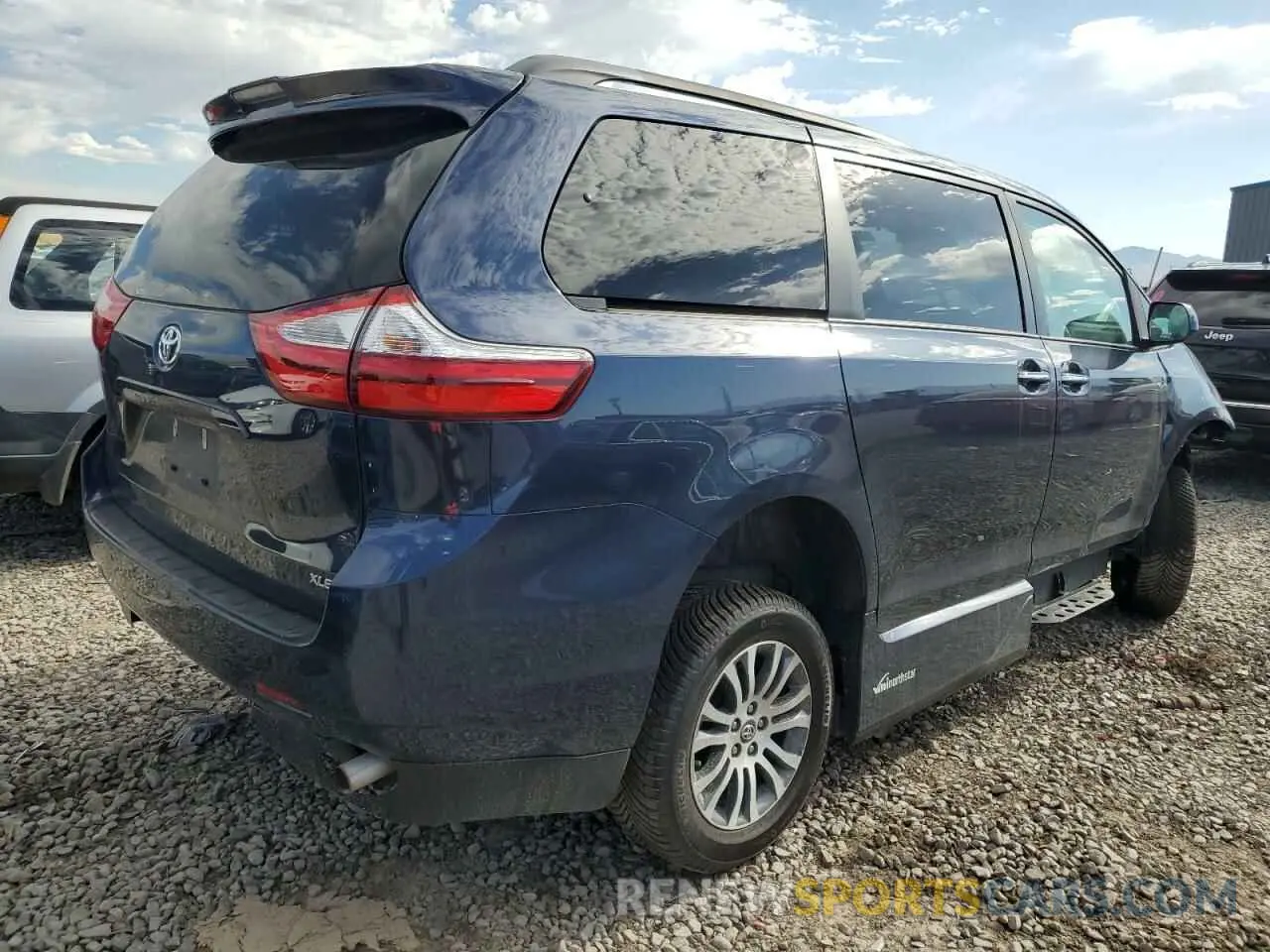 3 Фотография поврежденного автомобиля 5TDYZ3DCXKS012185 TOYOTA All Models 2019