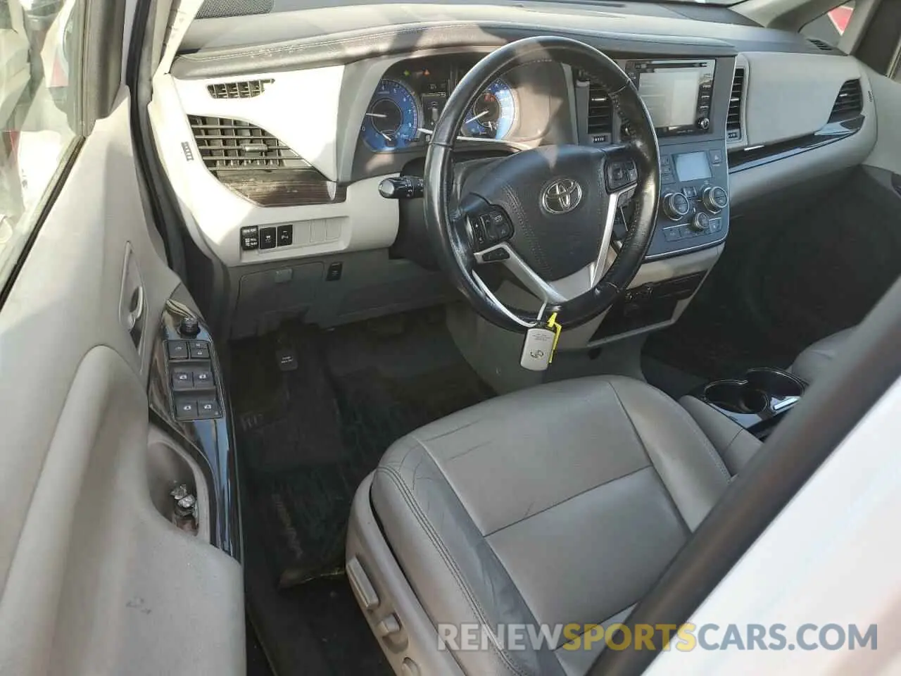 8 Фотография поврежденного автомобиля 5TDYZ3DCXKS018911 TOYOTA All Models 2019