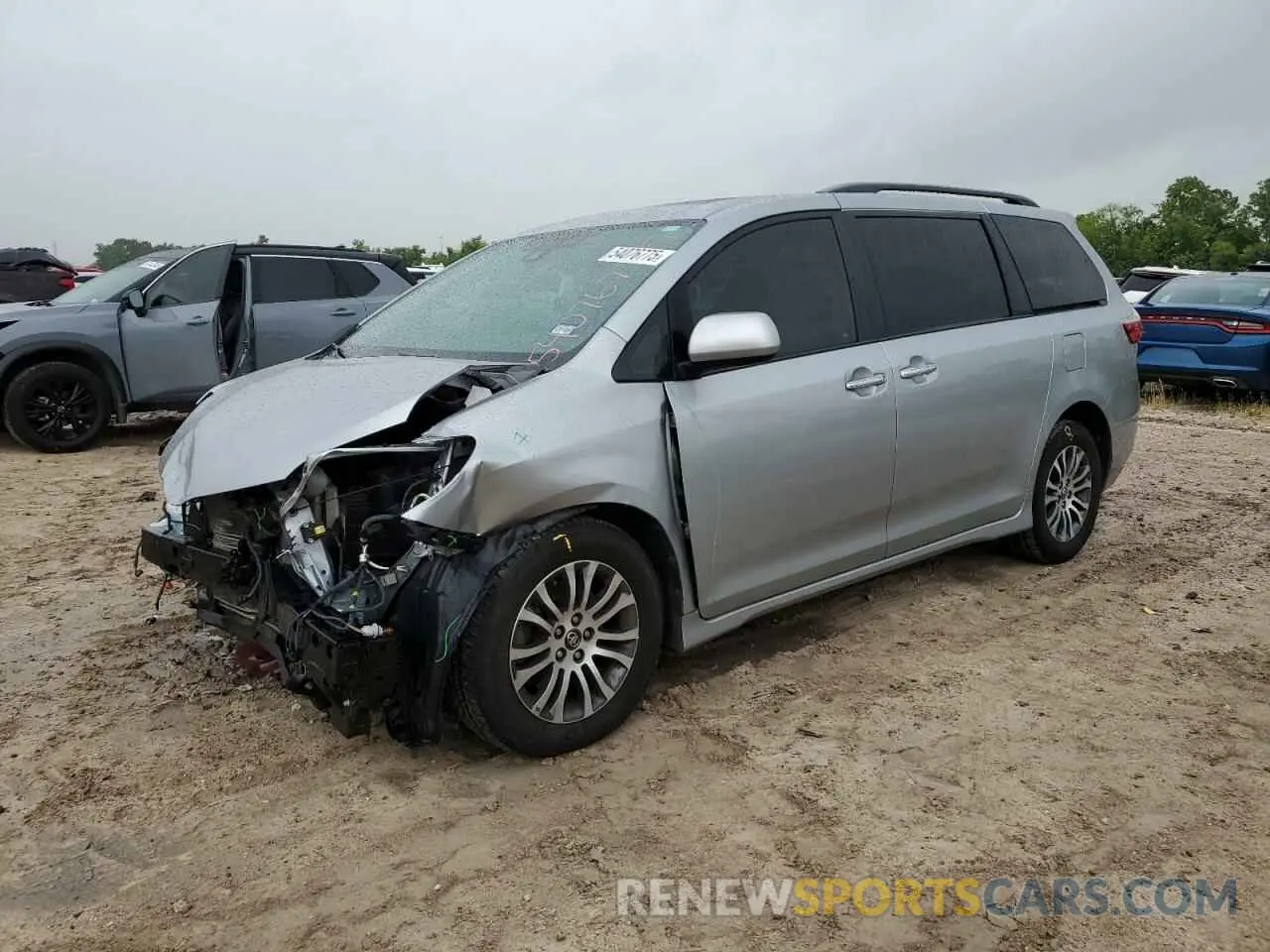 1 Photograph of a damaged car 5TDYZ3DCXKS967942 TOYOTA All Models 2019