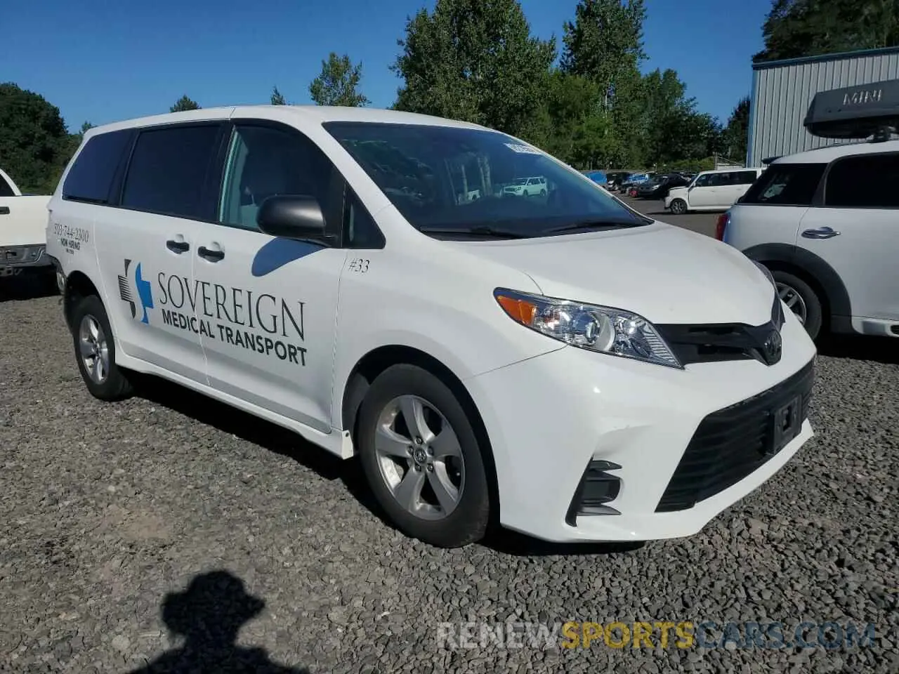 4 Photograph of a damaged car 5TDZZ3DC5KS972437 TOYOTA All Models 2019