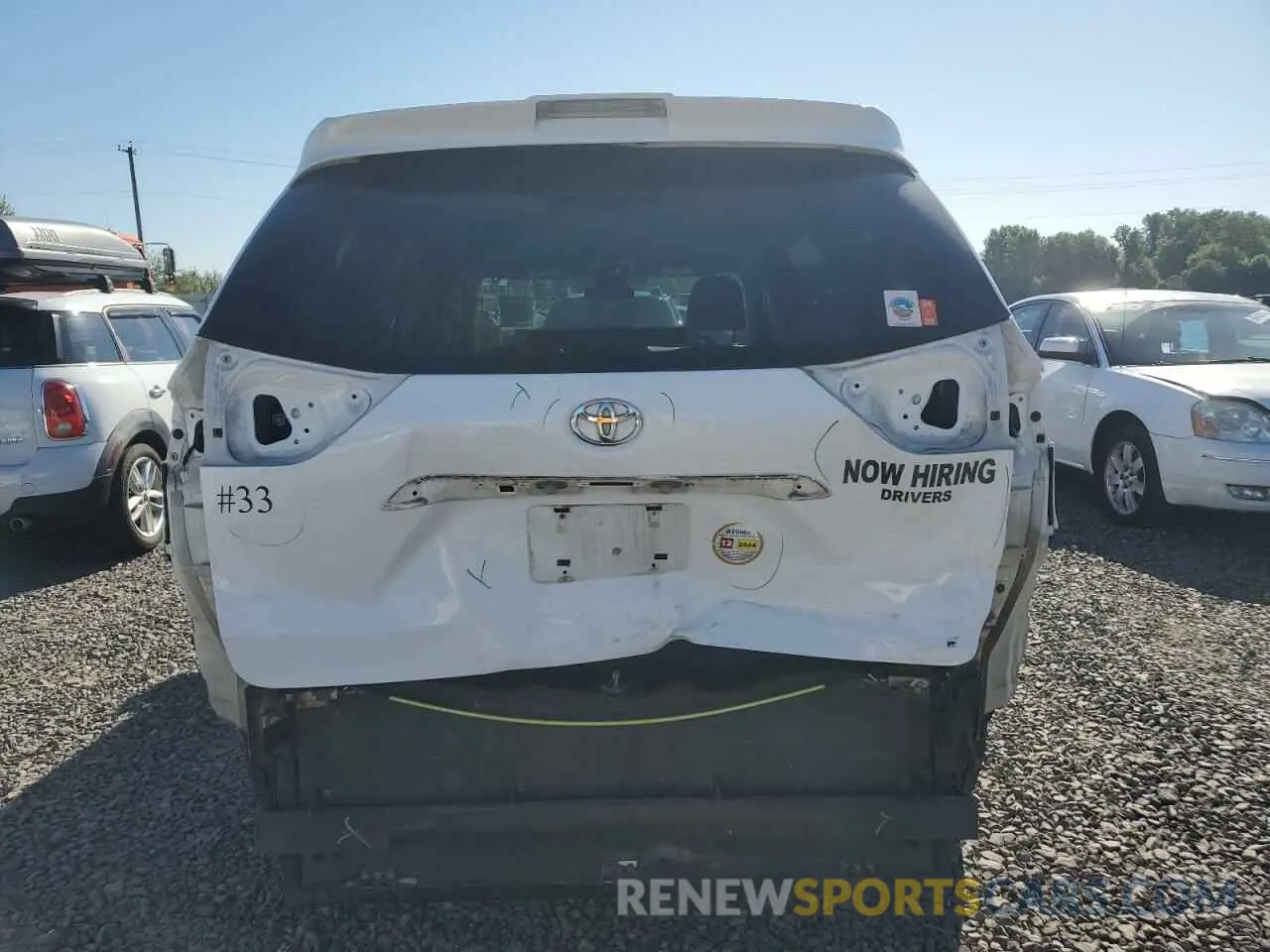 6 Photograph of a damaged car 5TDZZ3DC5KS972437 TOYOTA All Models 2019