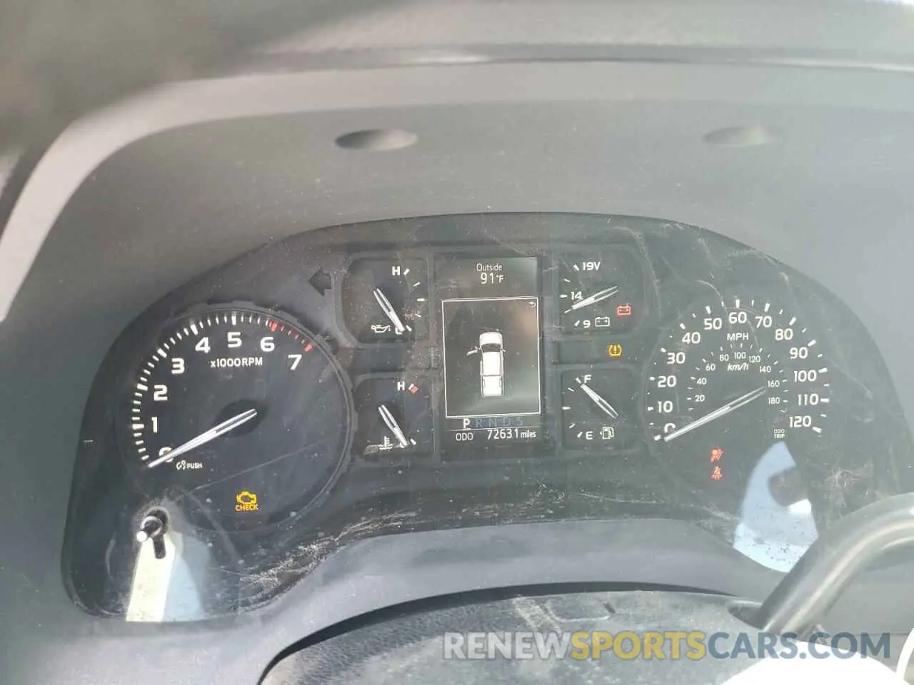 9 Photograph of a damaged car 5TFRM5F10KX142142 TOYOTA All Models 2019