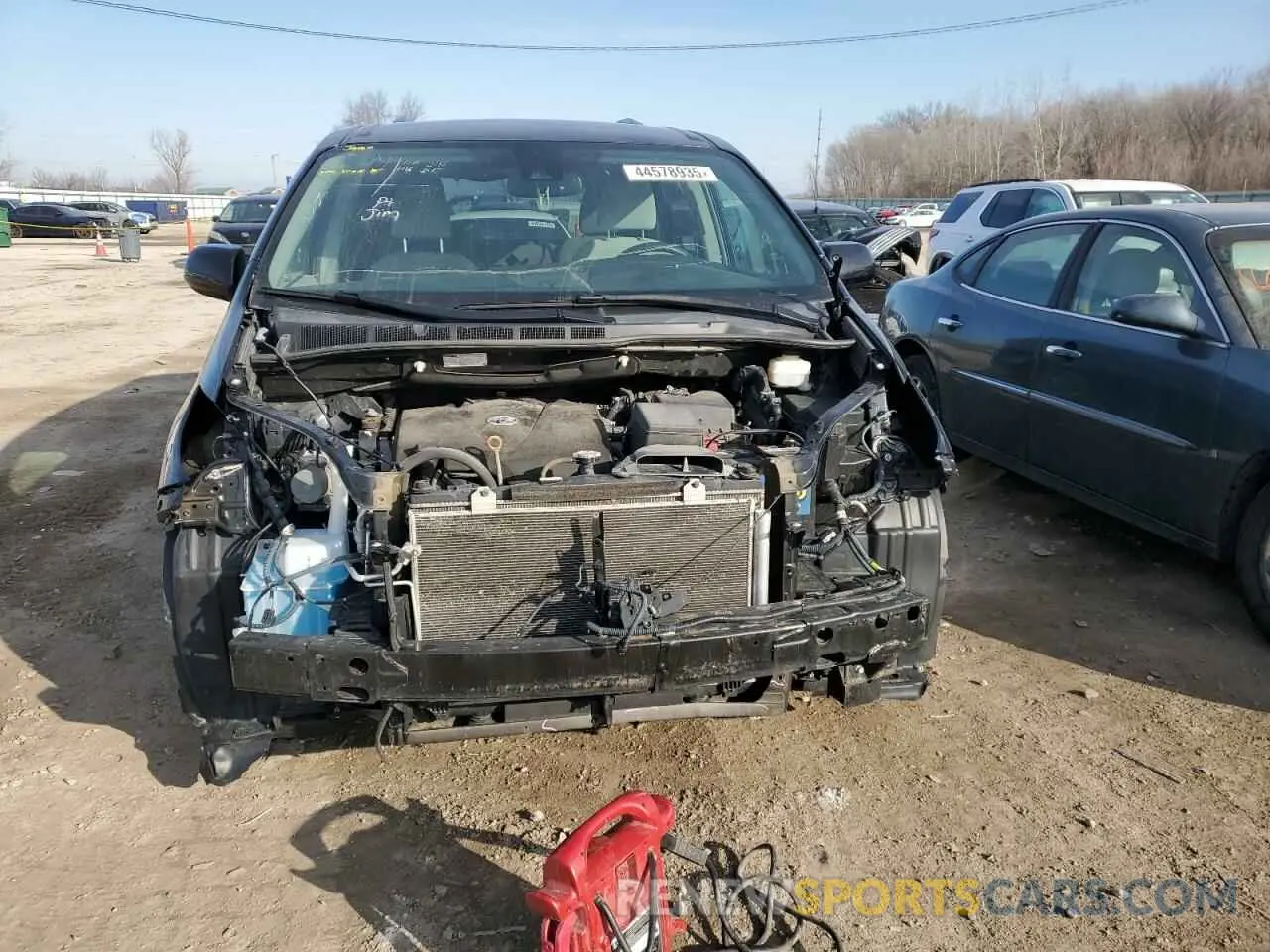 5 Photograph of a damaged car 5TDJZ3DC1LS240014 TOYOTA All Models 2020