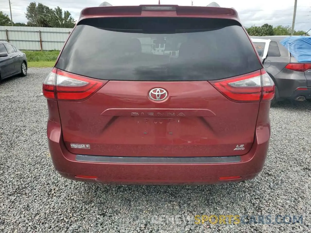 6 Photograph of a damaged car 5TDJZ3DC8LS233576 TOYOTA All Models 2020