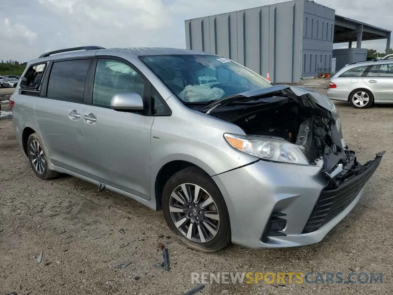 4 Photograph of a damaged car 5TDJZ3DC9LS228774 TOYOTA All Models 2020