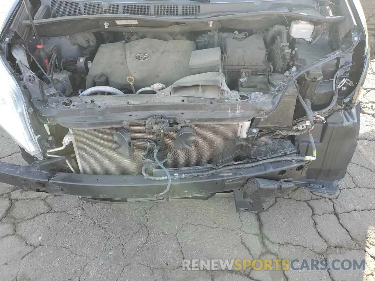 13 Photograph of a damaged car 5TDKZ3DC1LS024068 TOYOTA All Models 2020