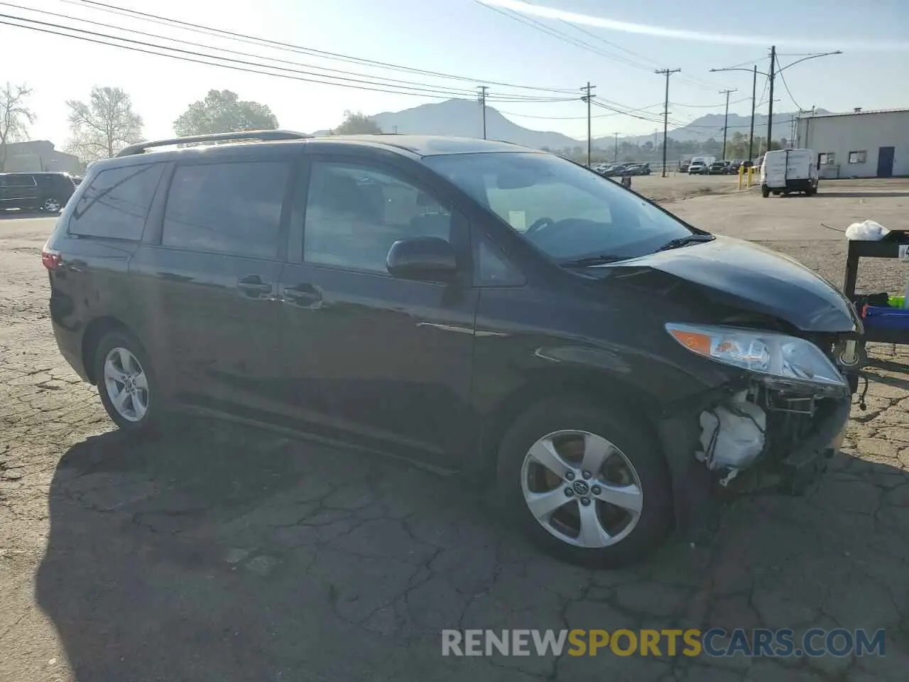 4 Photograph of a damaged car 5TDKZ3DC1LS024068 TOYOTA All Models 2020