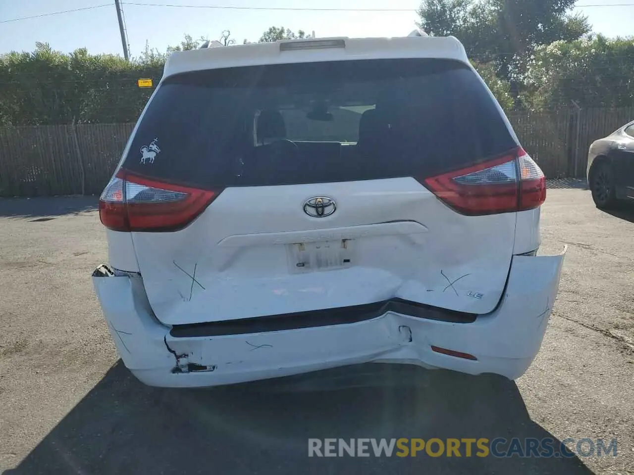 6 Photograph of a damaged car 5TDKZ3DC2LS021695 TOYOTA All Models 2020