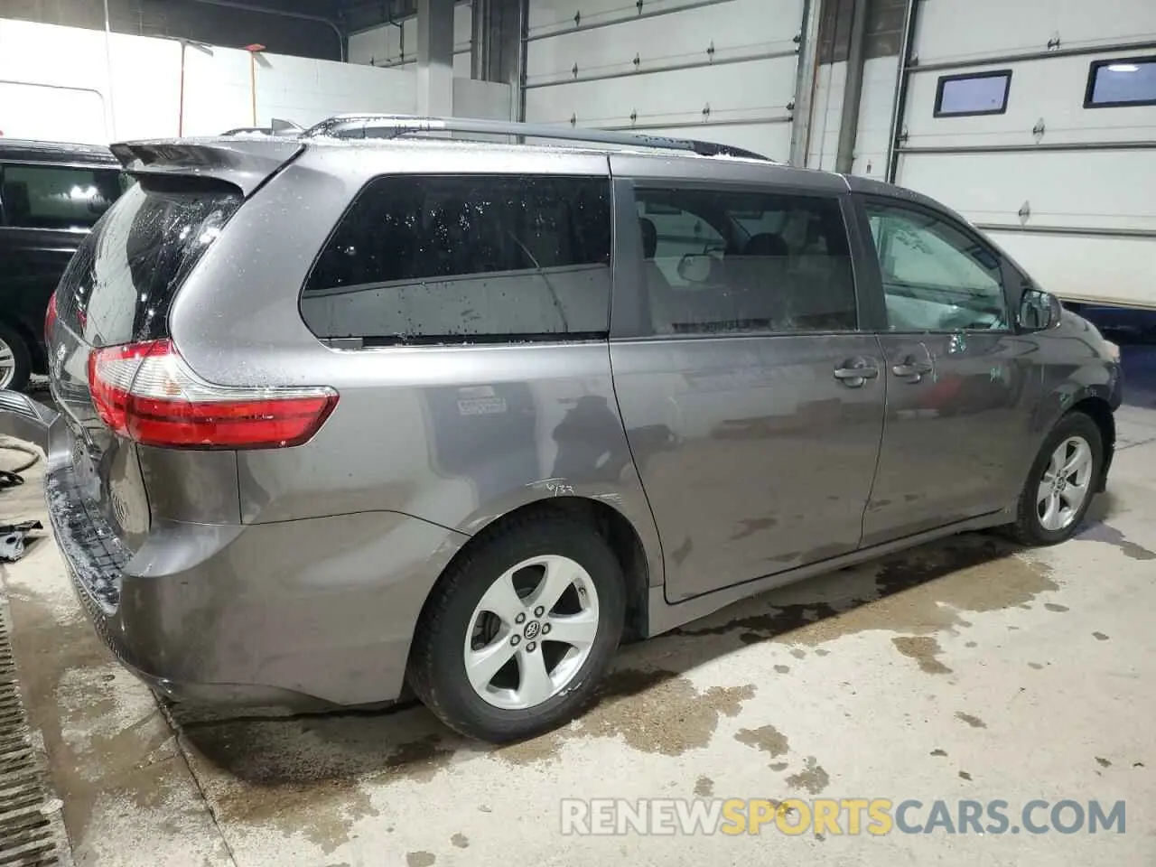 3 Photograph of a damaged car 5TDKZ3DC4LS024694 TOYOTA All Models 2020