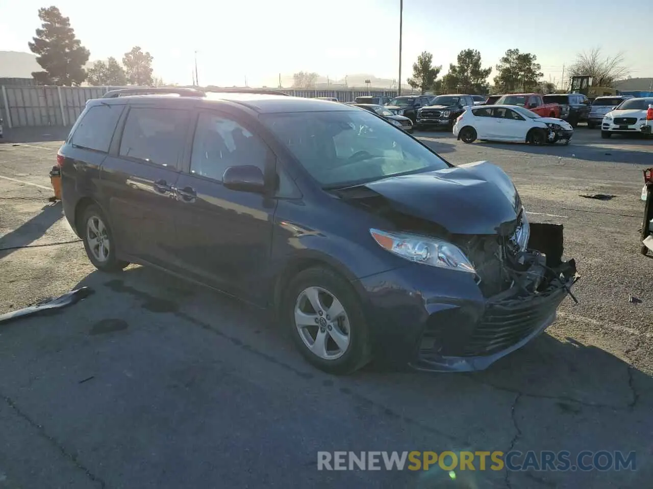 4 Photograph of a damaged car 5TDKZ3DC7LS047077 TOYOTA All Models 2020