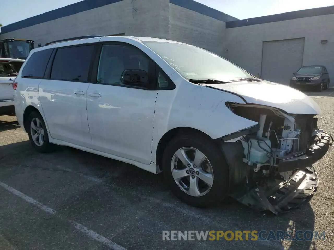4 Photograph of a damaged car 5TDKZ3DC8LS038386 TOYOTA All Models 2020