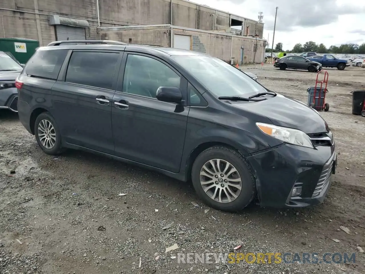 4 Photograph of a damaged car 5TDYZ3DC0LS036822 TOYOTA All Models 2020