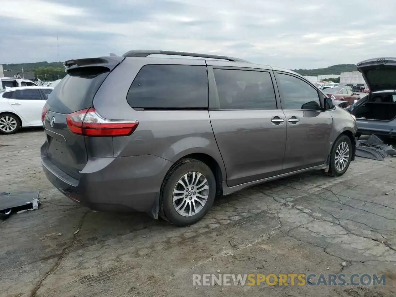 3 Photograph of a damaged car 5TDYZ3DC2LS022209 TOYOTA All Models 2020