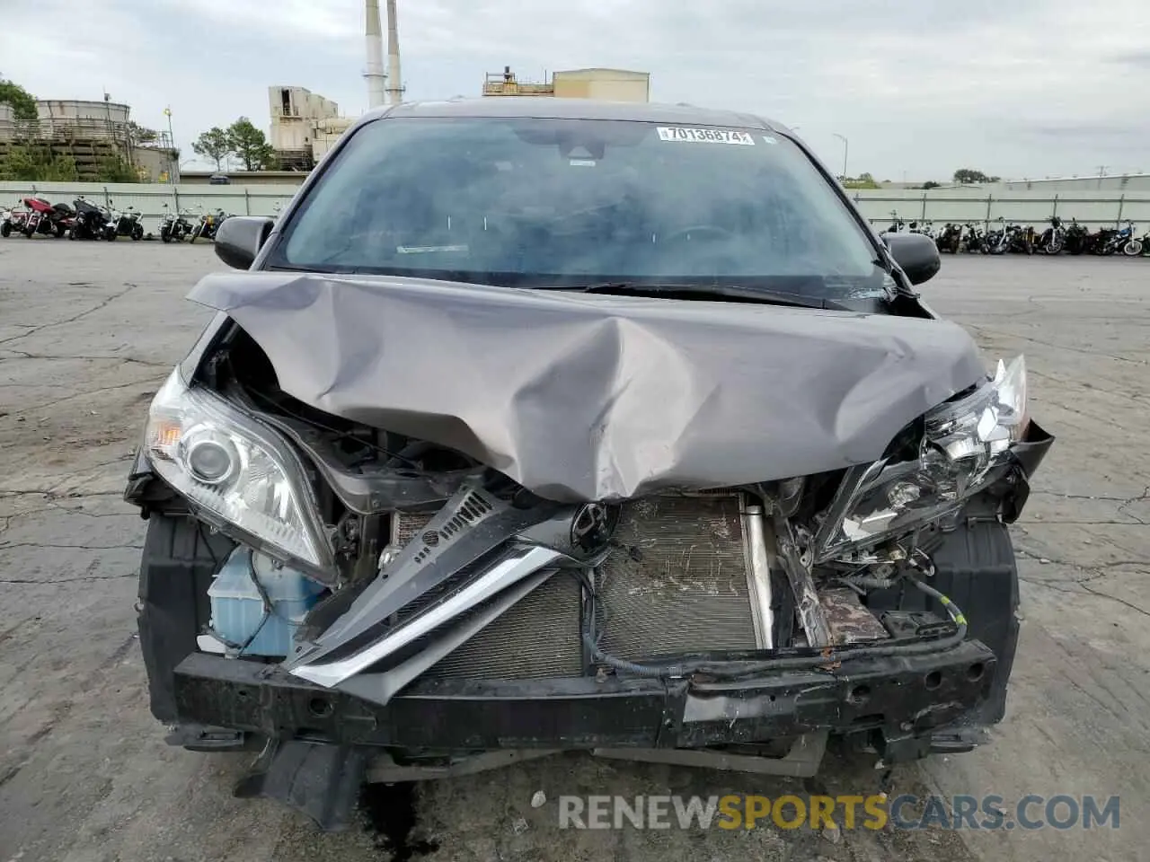 5 Photograph of a damaged car 5TDYZ3DC2LS022209 TOYOTA All Models 2020