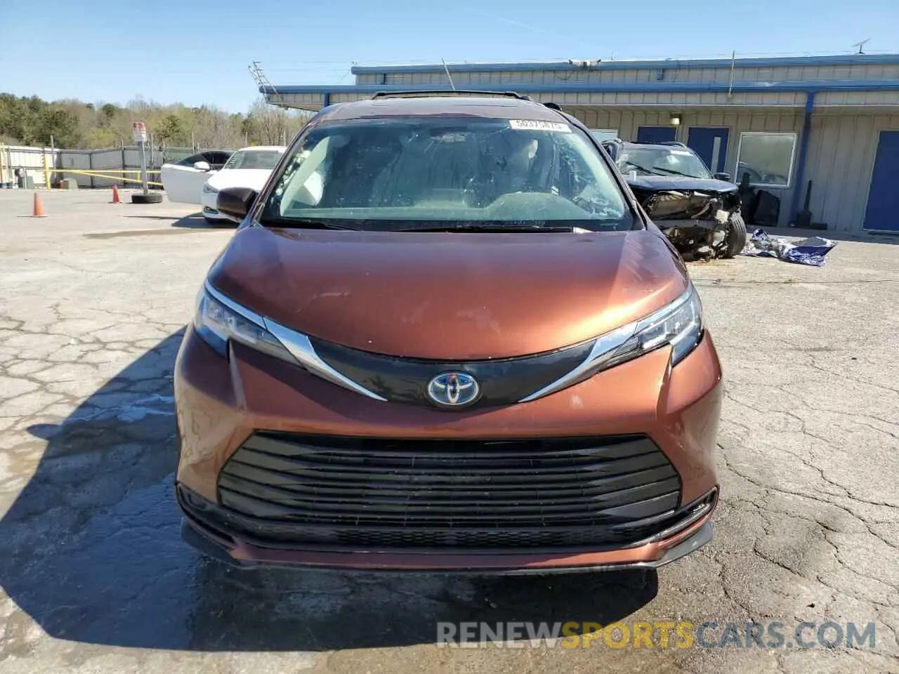 5 Photograph of a damaged car 5TDBRKEC3MS016712 TOYOTA All Models 2021