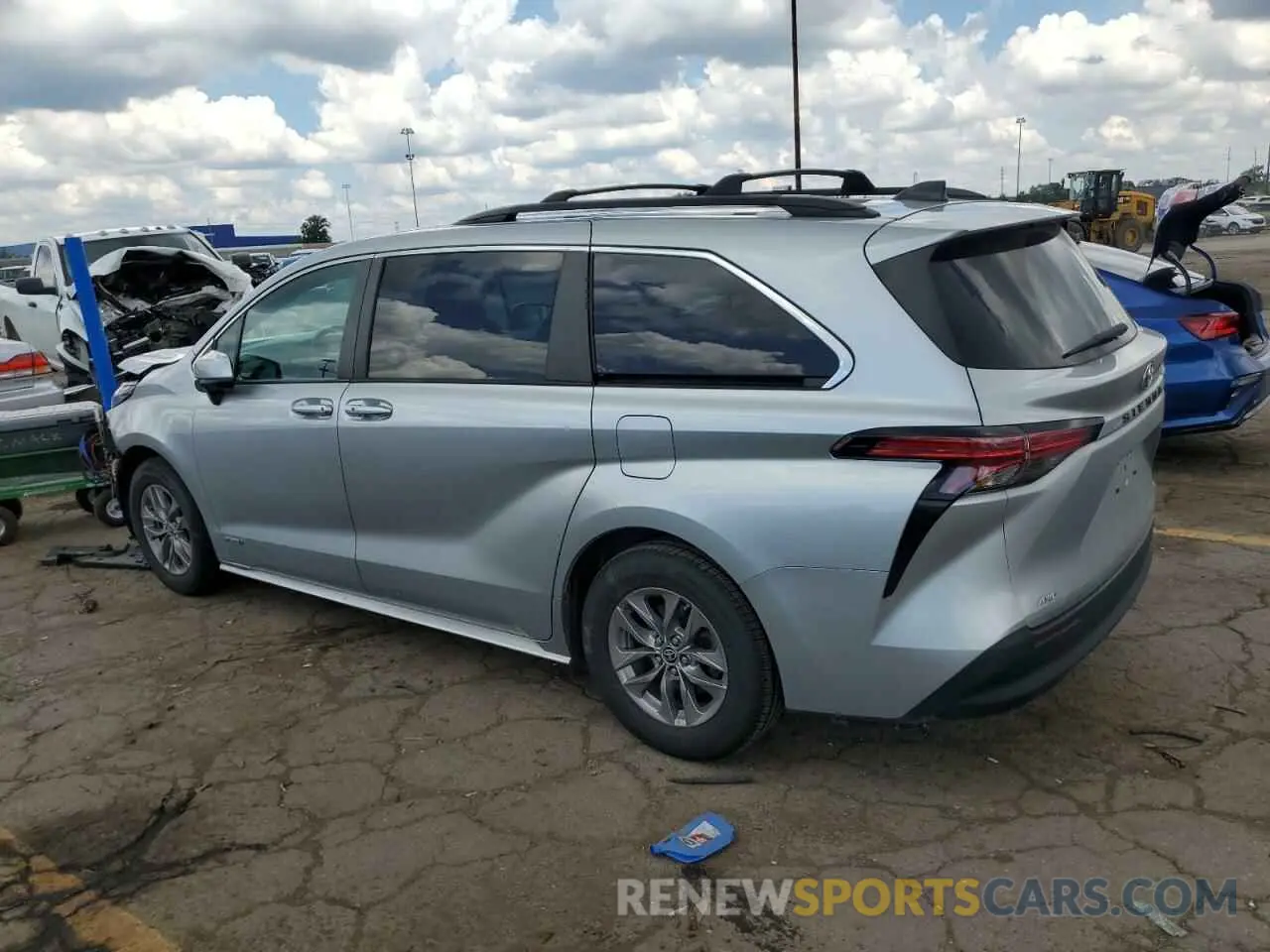 2 Photograph of a damaged car 5TDBSKFCXMS001840 TOYOTA All Models 2021