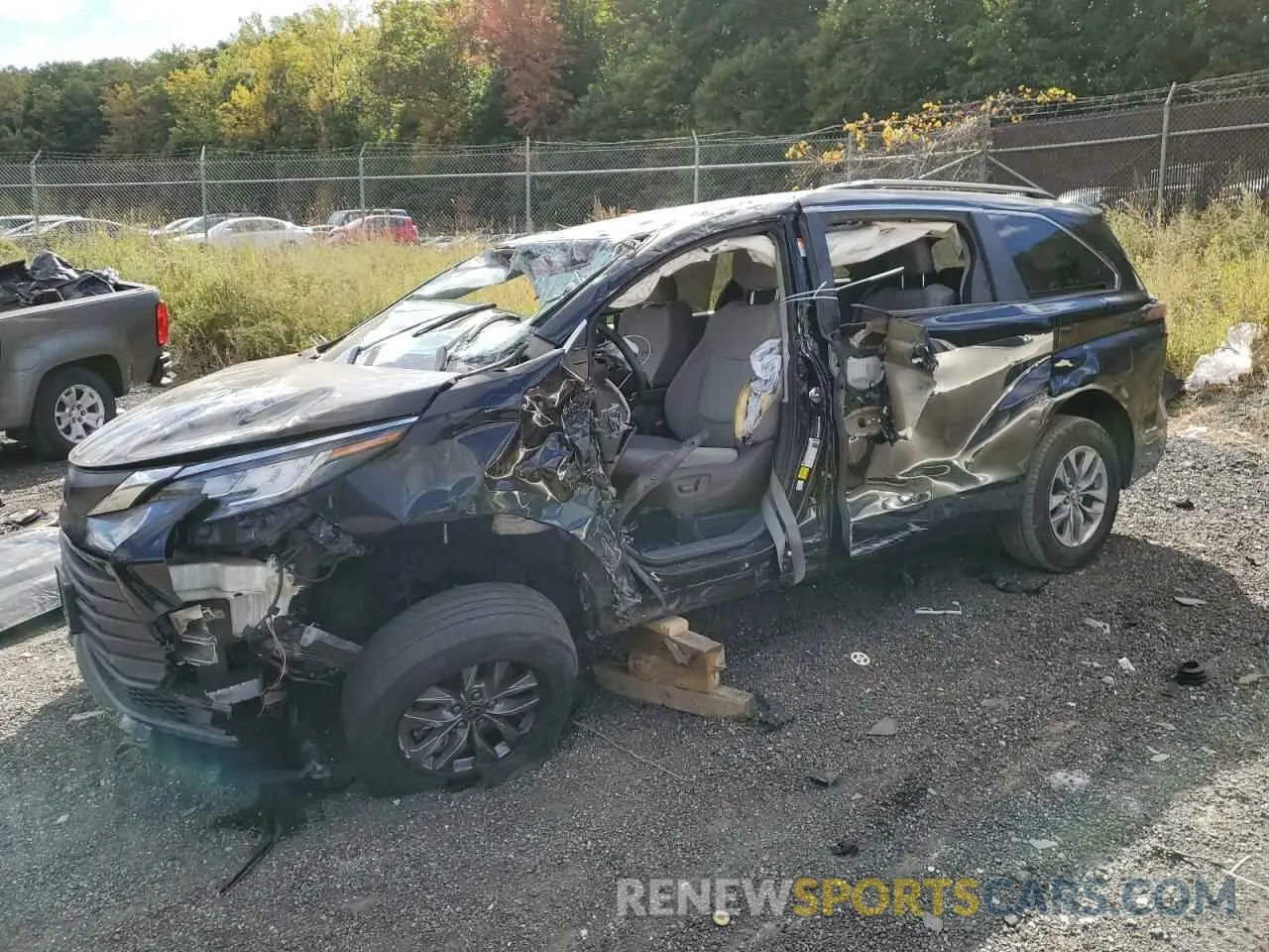 1 Photograph of a damaged car 5TDKRKEC1MS061227 TOYOTA All Models 2021