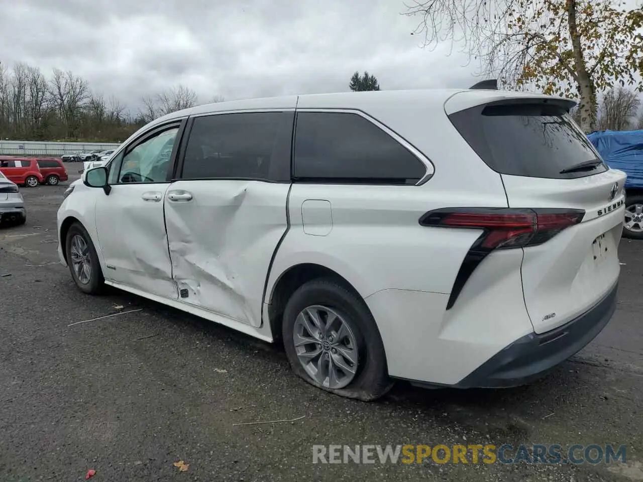 2 Photograph of a damaged car 5TDKSKFC1MS017585 TOYOTA All Models 2021