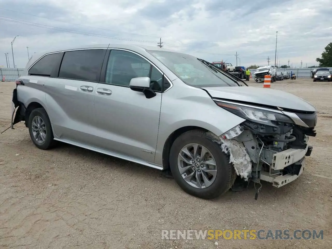 4 Photograph of a damaged car 5TDKSKFC8MS035565 TOYOTA All Models 2021