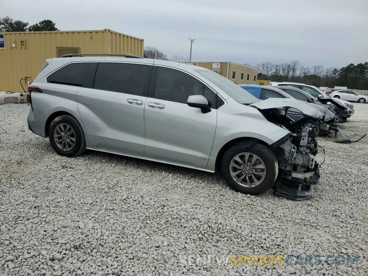 4 Photograph of a damaged car 5TDYRKEC8MS026582 TOYOTA All Models 2021