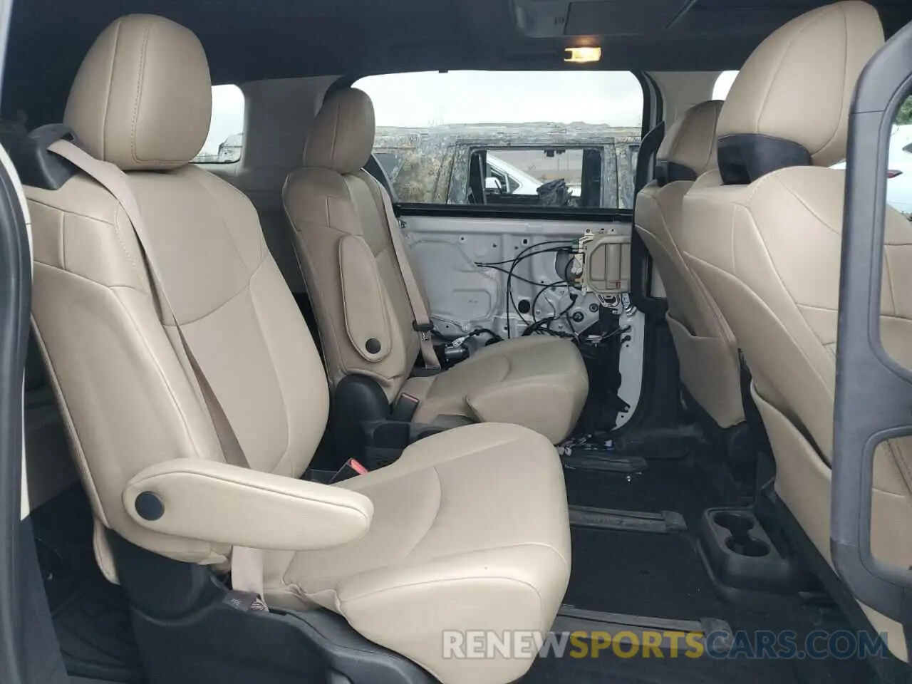 11 Фотография поврежденного автомобиля 5TDJRKEC2NS133436 TOYOTA All Models 2022