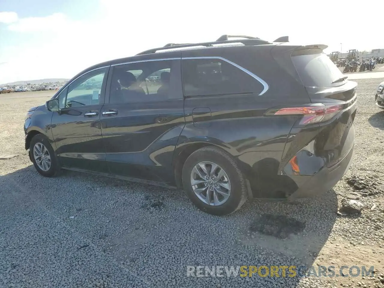 2 Photograph of a damaged car 5TDJRKEC6NS108037 TOYOTA All Models 2022