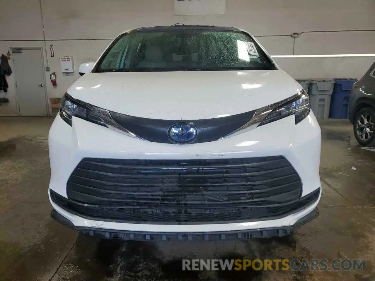 5 Photograph of a damaged car 5TDKRKEC8NS096302 TOYOTA All Models 2022