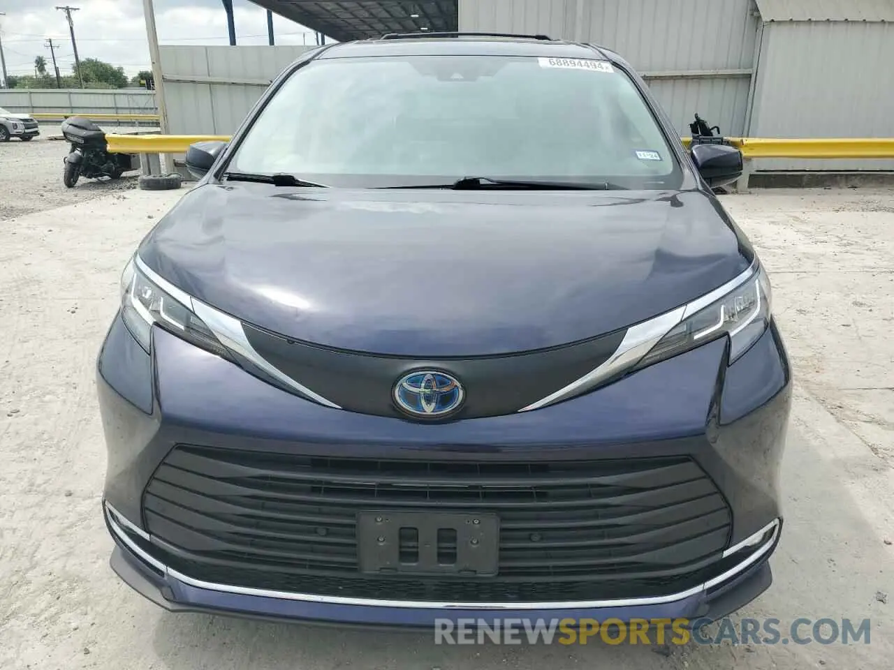 5 Photograph of a damaged car 5TDYRKEC0NS088432 TOYOTA All Models 2022