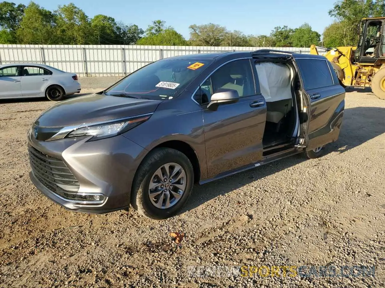 1 Photograph of a damaged car 5TDYRKEC6NS090587 TOYOTA All Models 2022